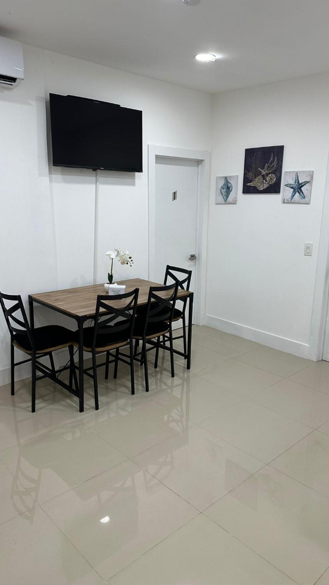 Hostal 203 Shared For Men Comfortable, Affordable