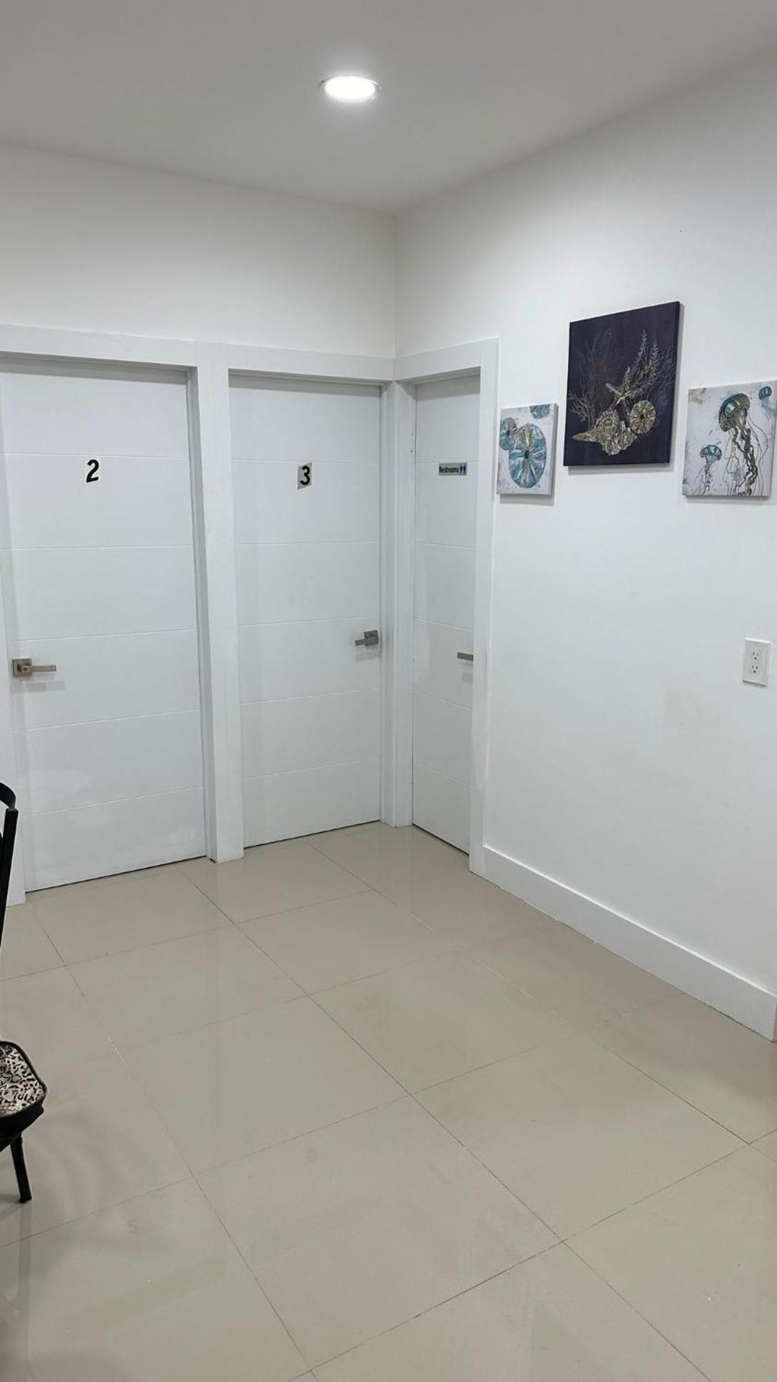 Hostal 203 Shared For Men Comfortable, Affordable Miami